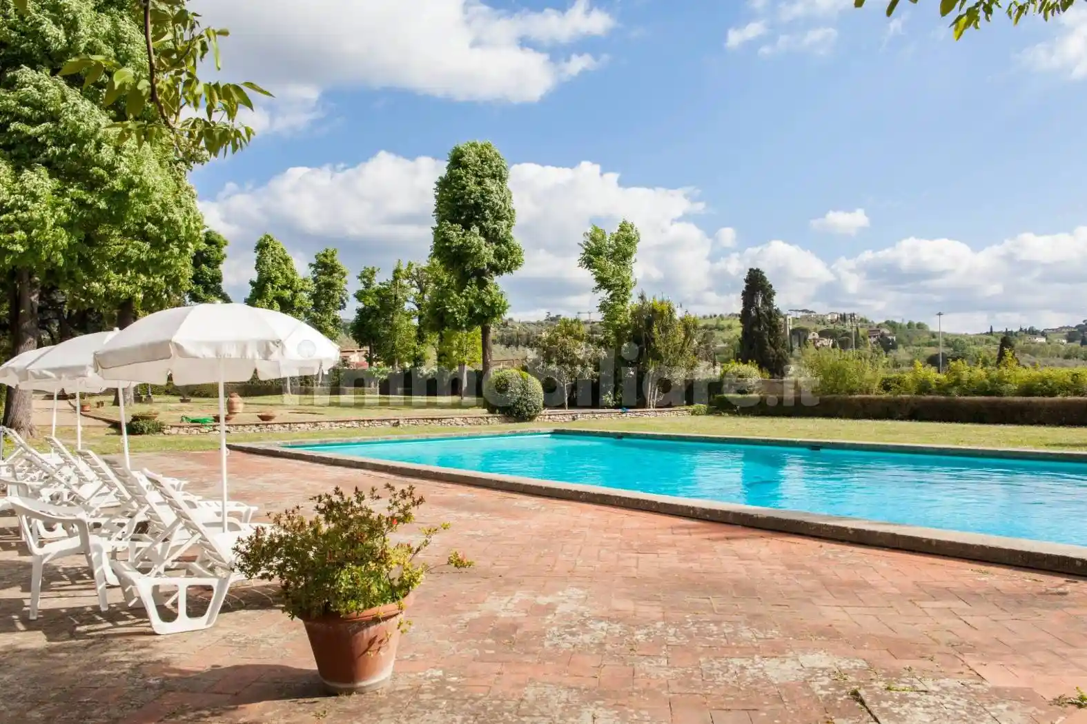 Villa plurifamiliare, ottimo stato, 1400 m², Europa, Firenze - foto 4