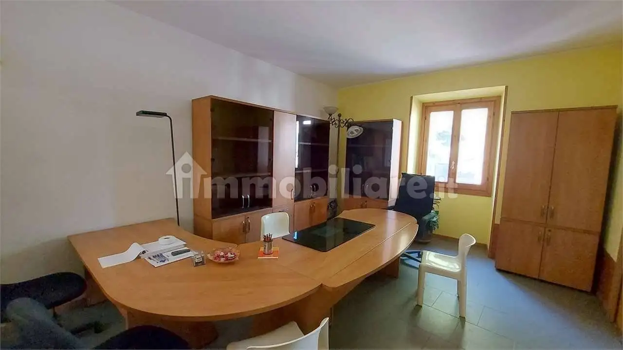 Appartamento via Postale Vecchia, 1, Centro, Airuno - foto 2