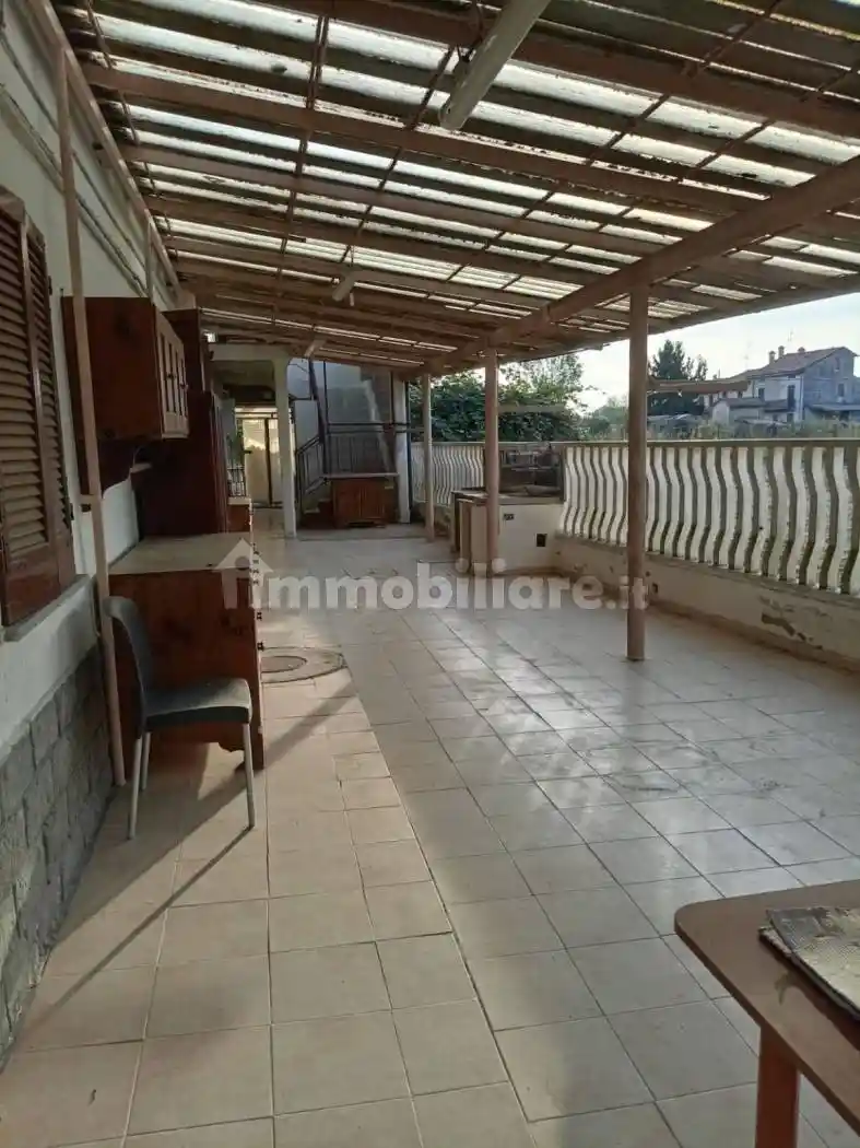 Terratetto plurifamiliare 550 m², buono stato, Mezzana Bigli - foto 2