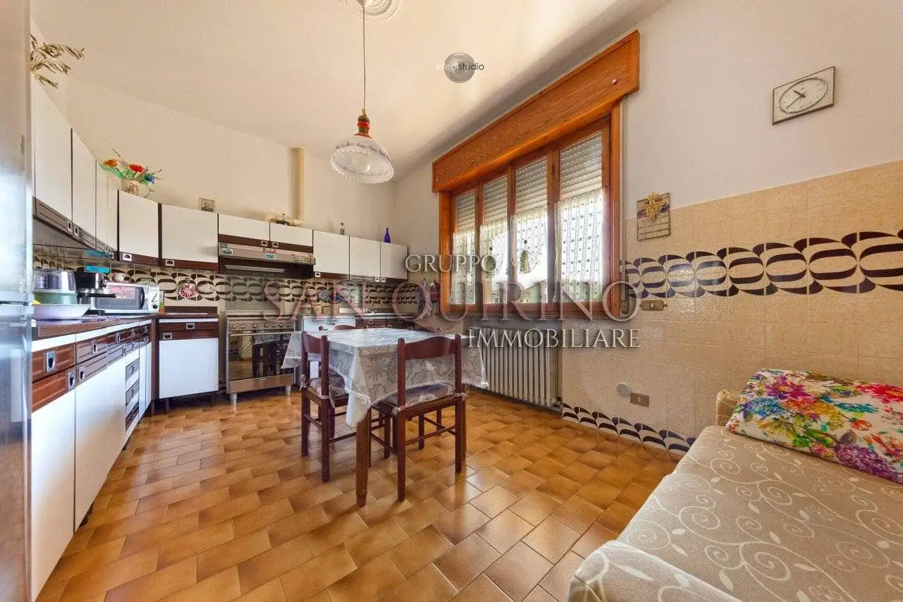 Villa unifamiliare via Parigi 9, Centro, Dosolo - foto 4