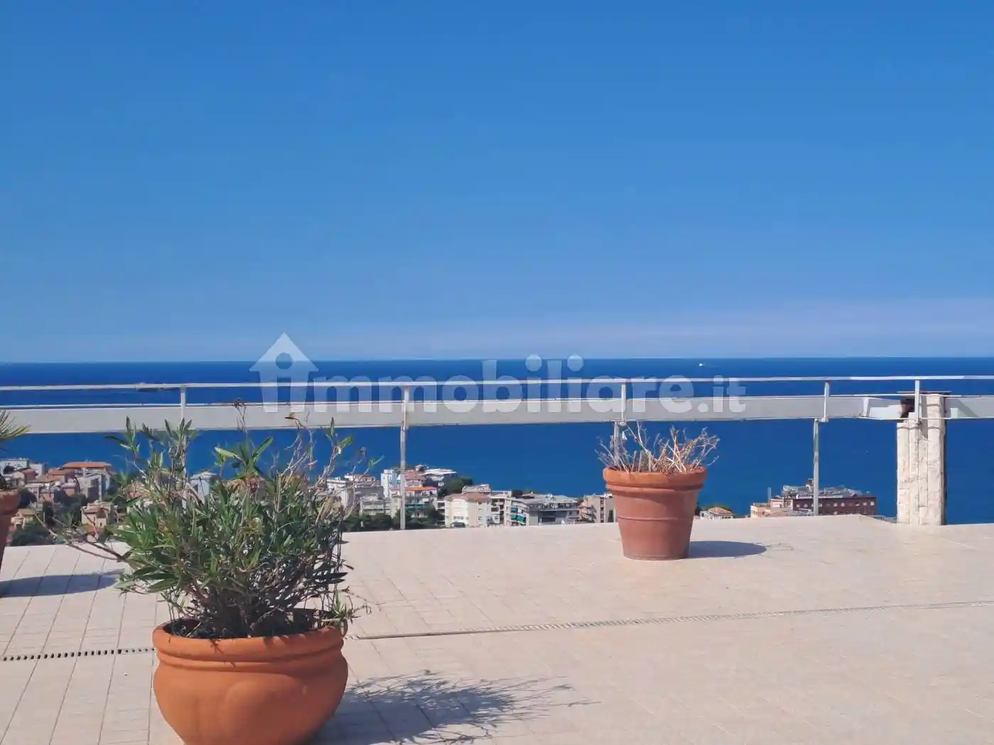 Quadrilocale via Francesco Angelini, Borgo Rodi, Ancona - foto 3