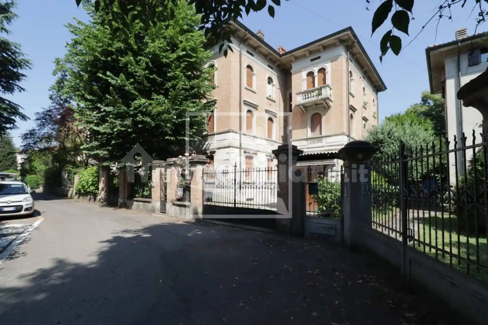 Appartamento in vendita a Reggio Emilia