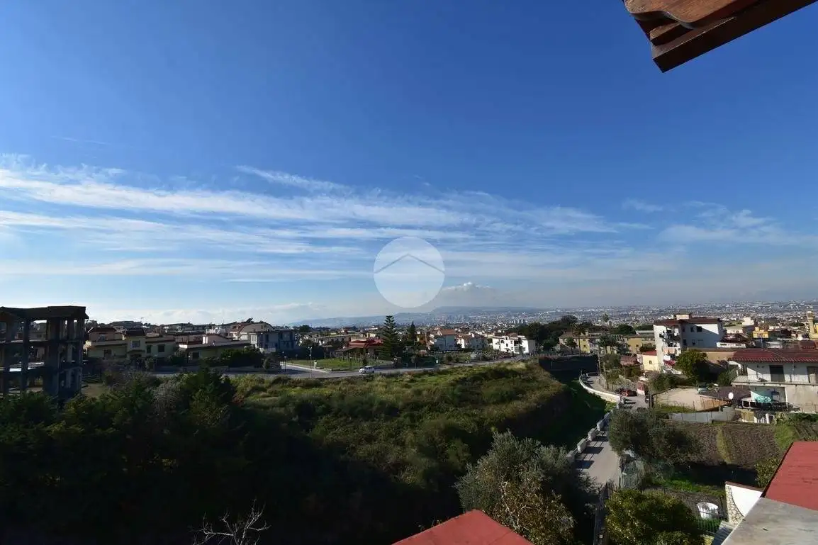 Appartamento in vendita a Pollena Trocchia