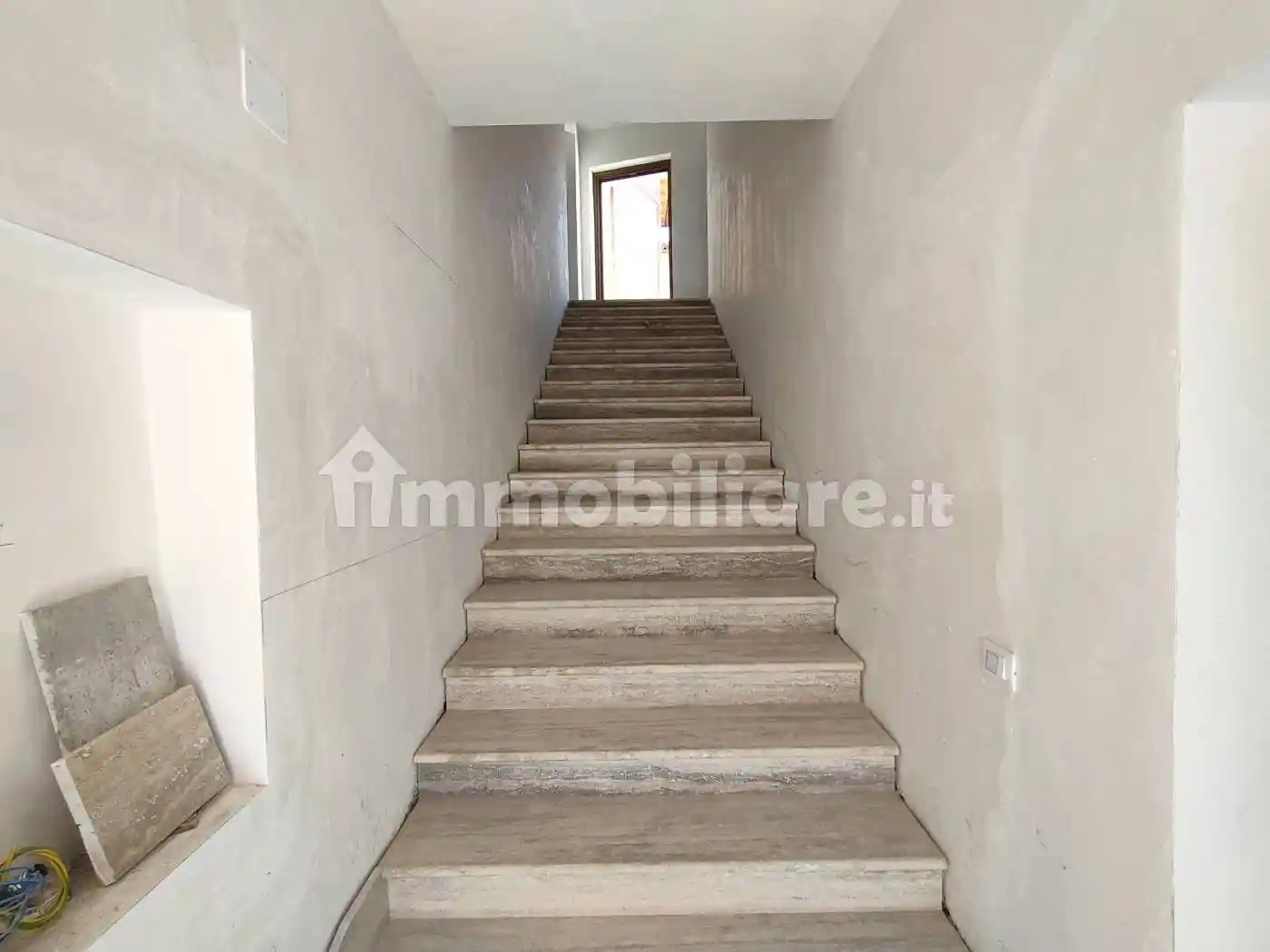 Trilocale nuovo, primo piano, Villa Comunale, L'Aquila - foto 2