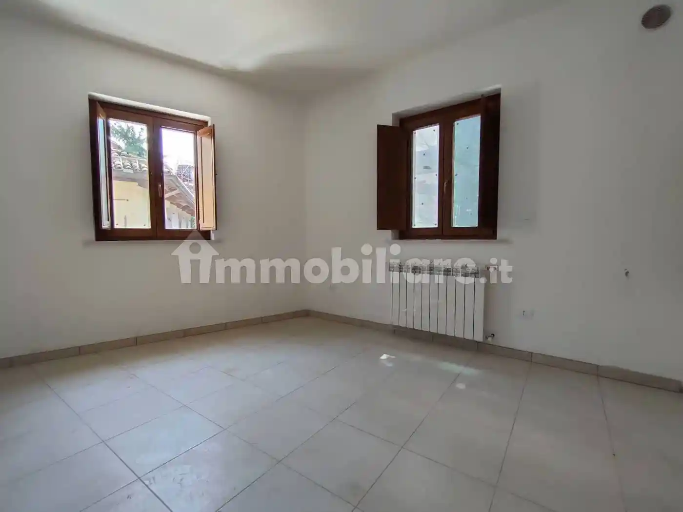 Trilocale nuovo, primo piano, Villa Comunale, L'Aquila - foto 5