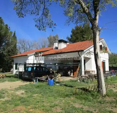 Villa in vendita a Pesaro