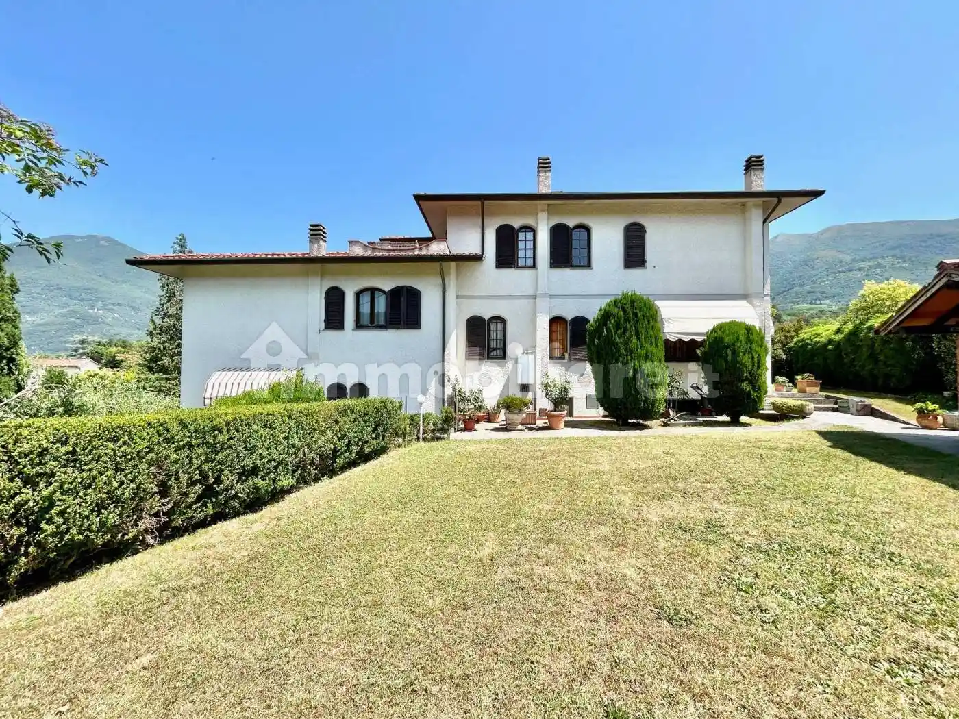 Villa in vendita a Camaiore