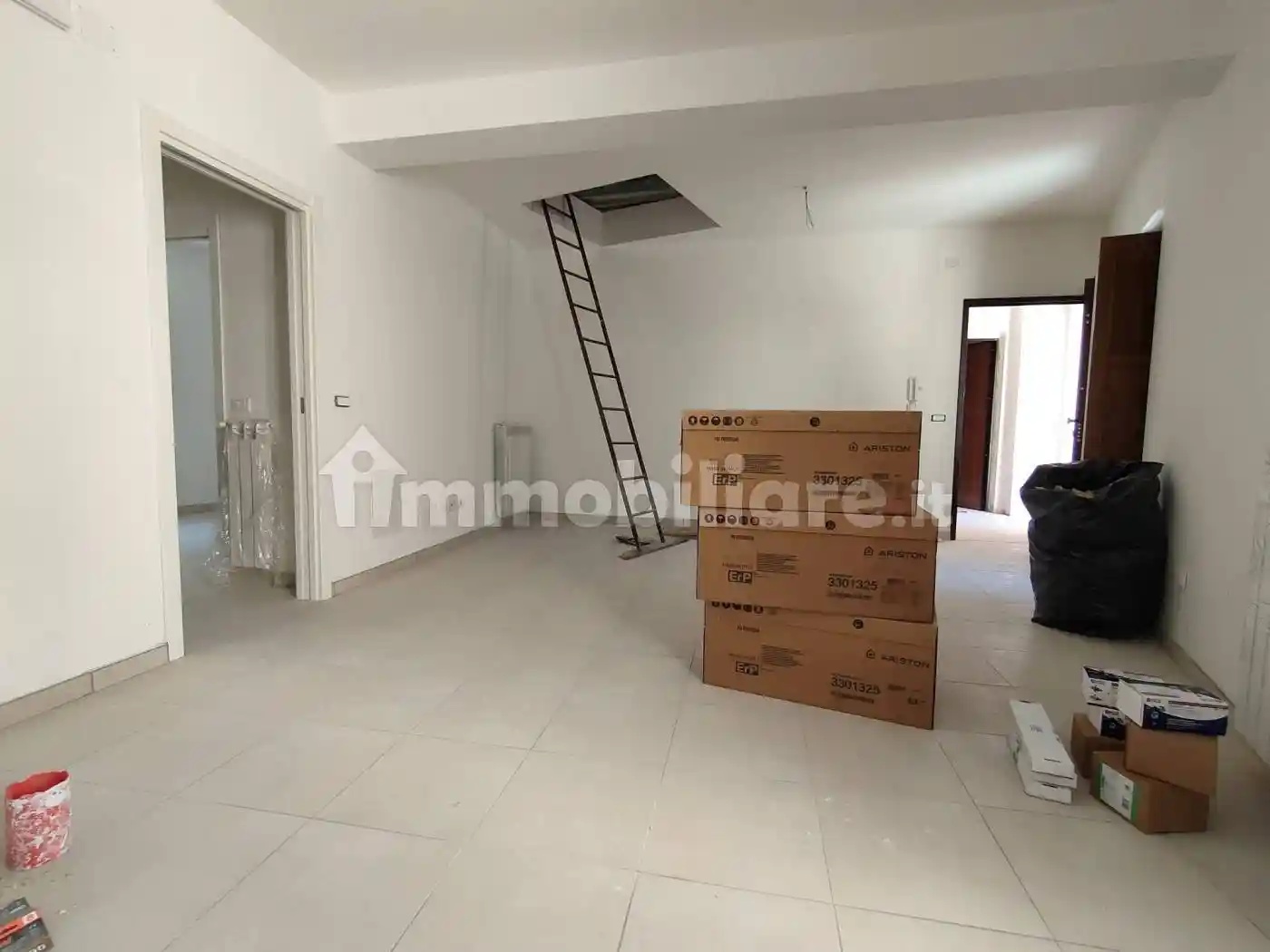 Trilocale nuovo, su più livelli, Villa Comunale, L'Aquila - foto 4