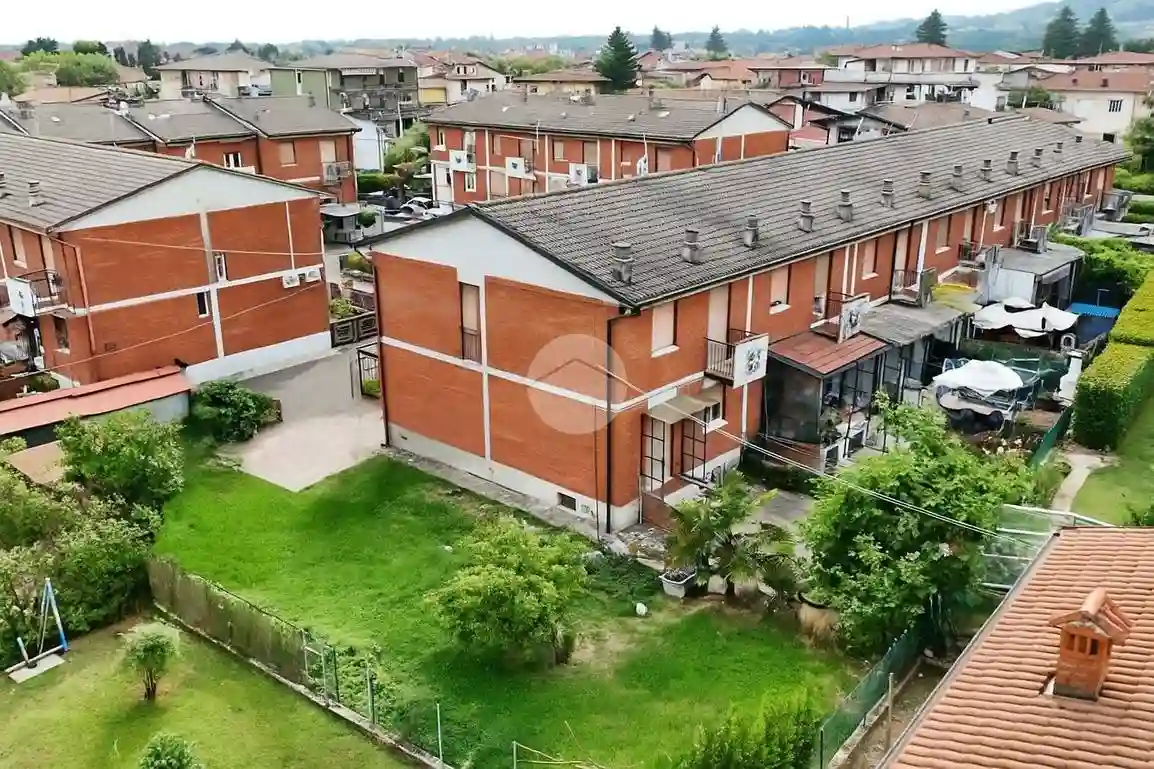 Villetta a schiera - foto 2