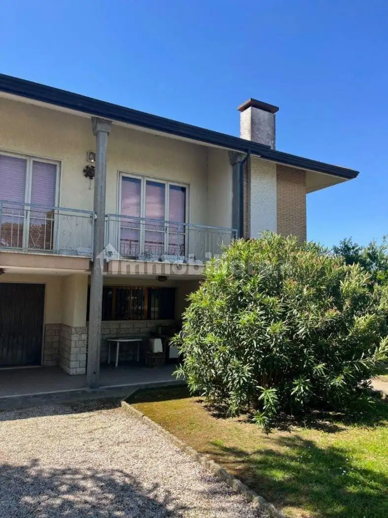 Villa in vendita a Cesenatico