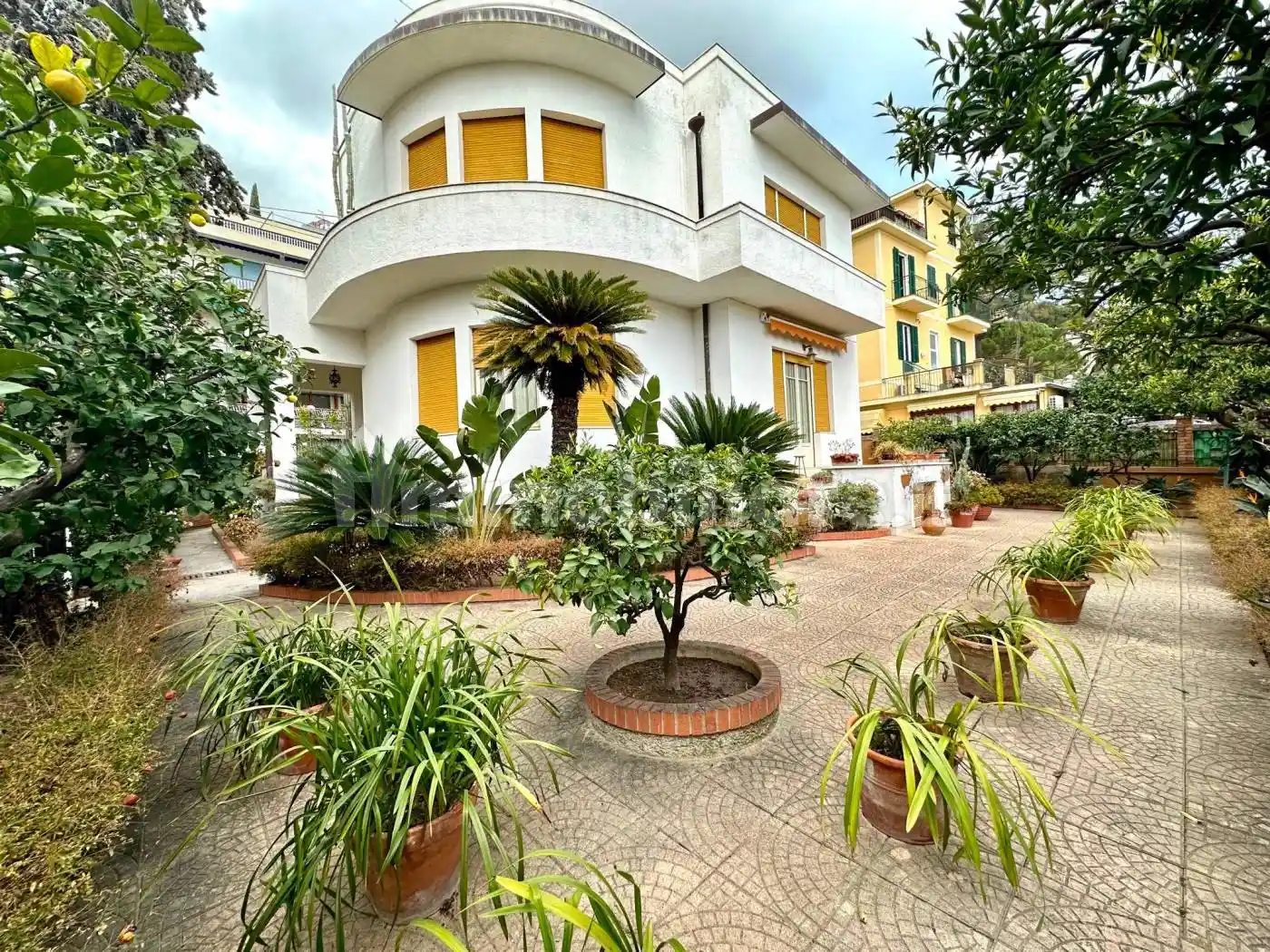Villa in vendita a Alassio