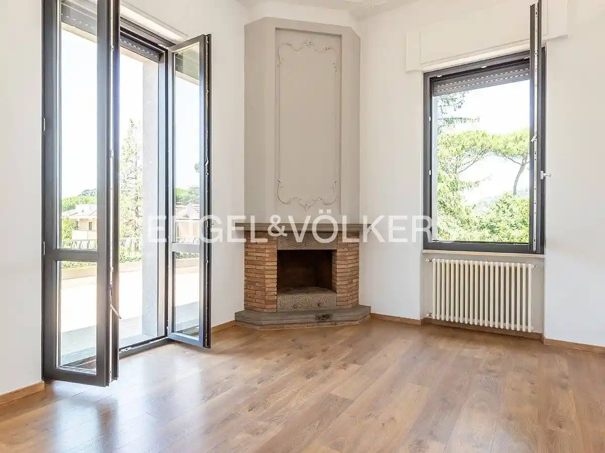 Appartamento in vendita a Grottaferrata