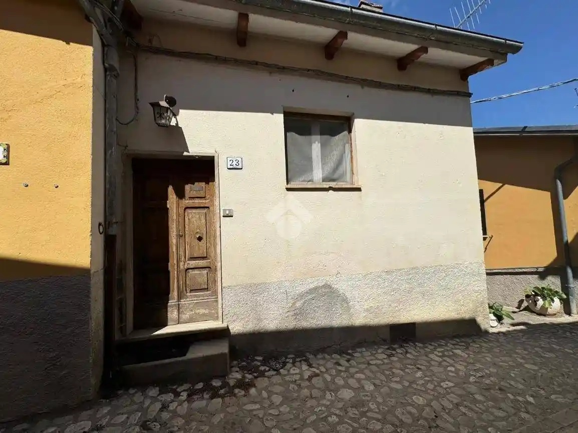 Trilocale frazione Onelli, Cascia - foto 2