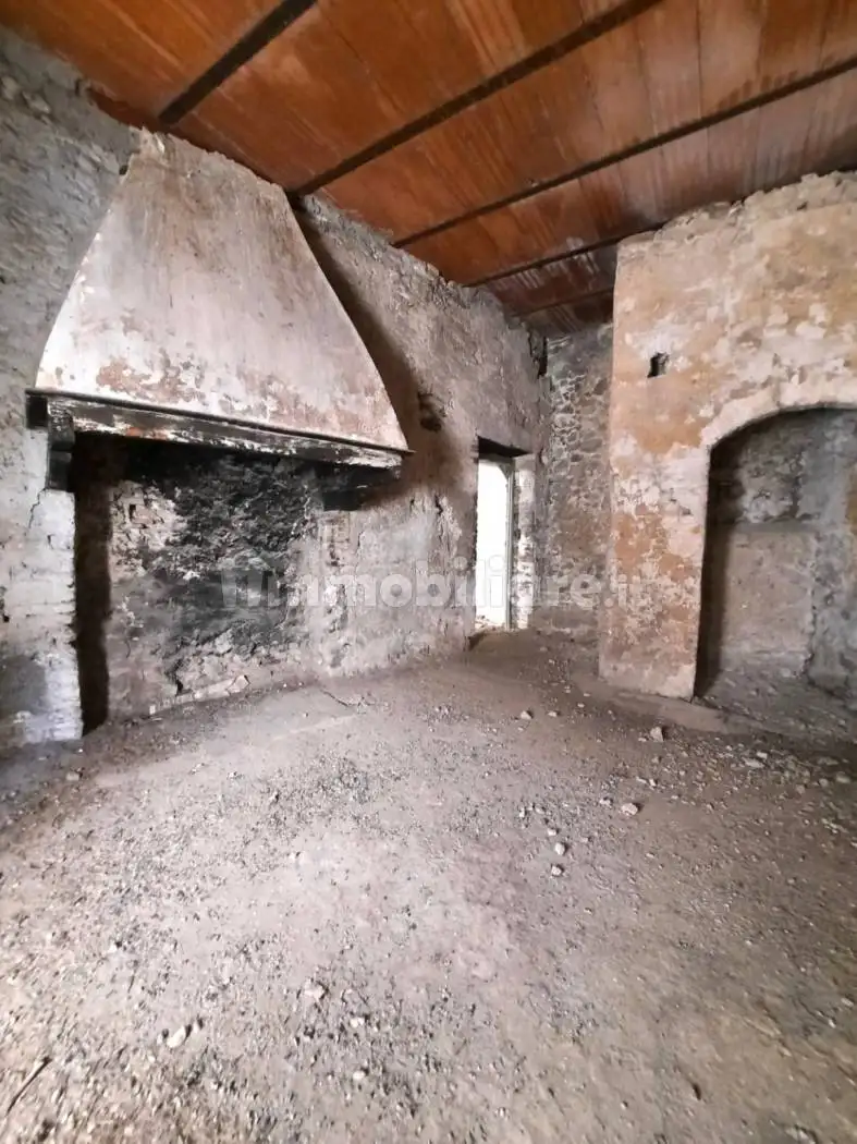 Quadrilocale via Giuseppe Massari, Centro, Casperia - foto 4