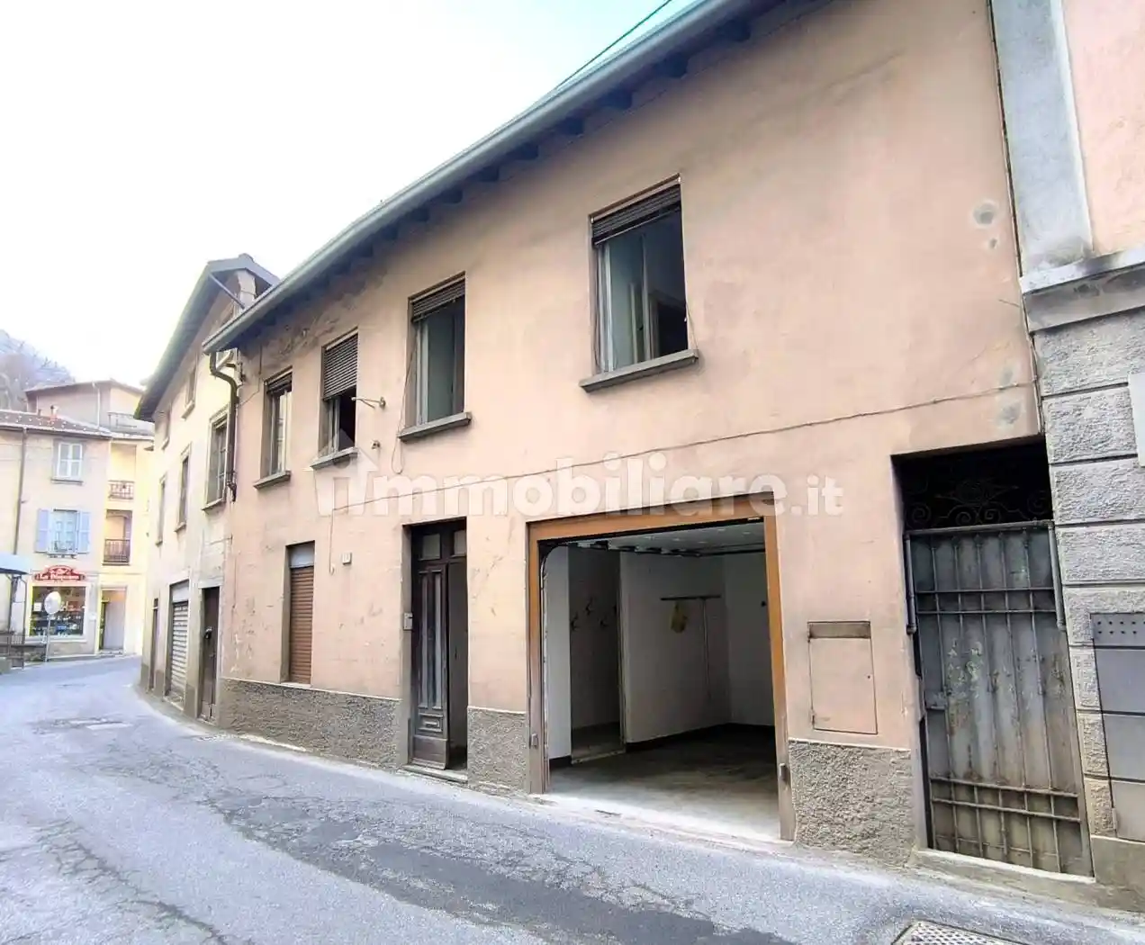 Casa indipendente in vendita a Blevio