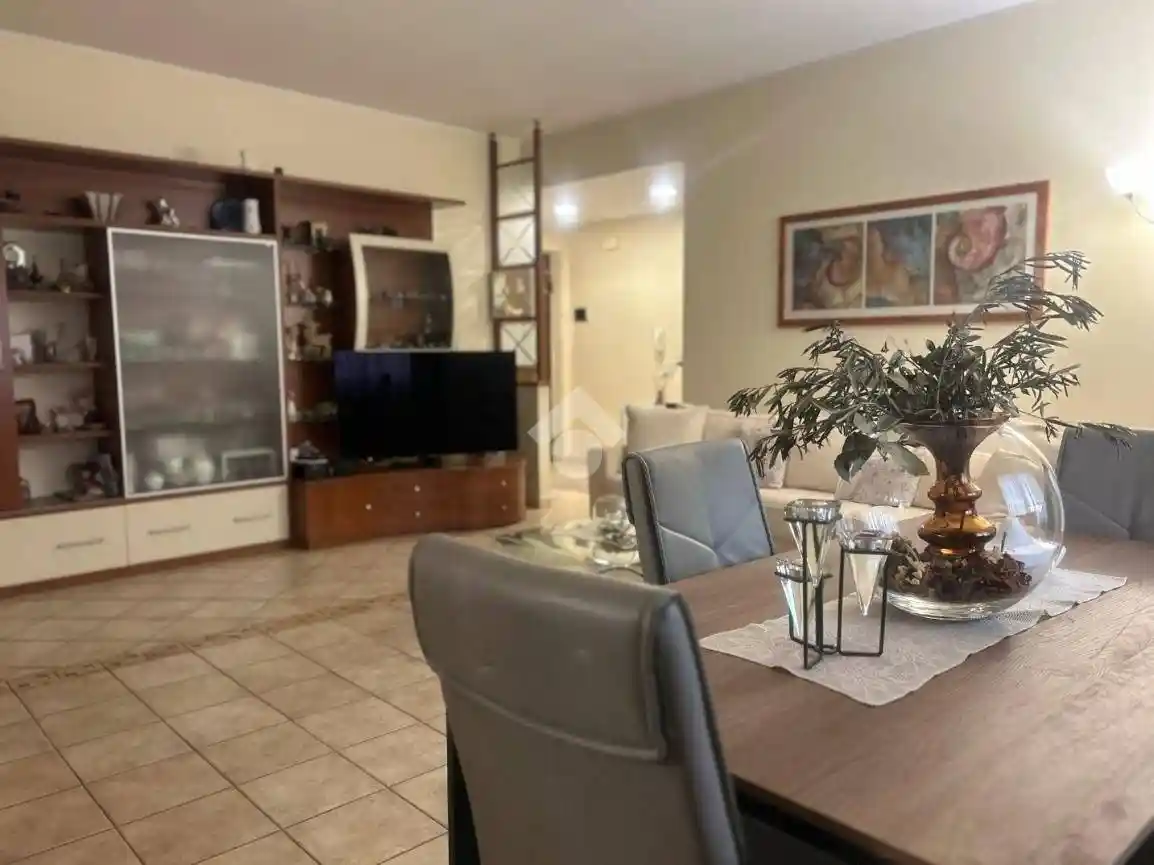 Appartamento in vendita a Corigliano-Rossano