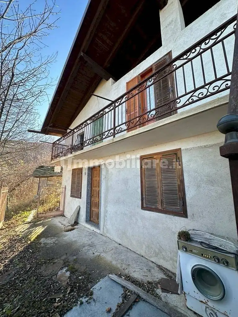 Rustico - Casale in vendita a Frassino