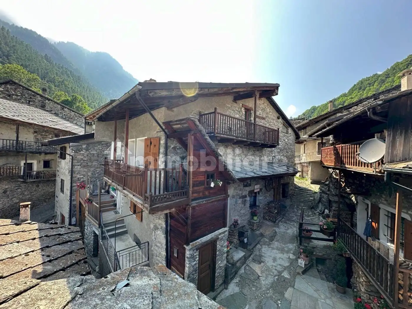 Casa indipendente in vendita a Casteldelfino