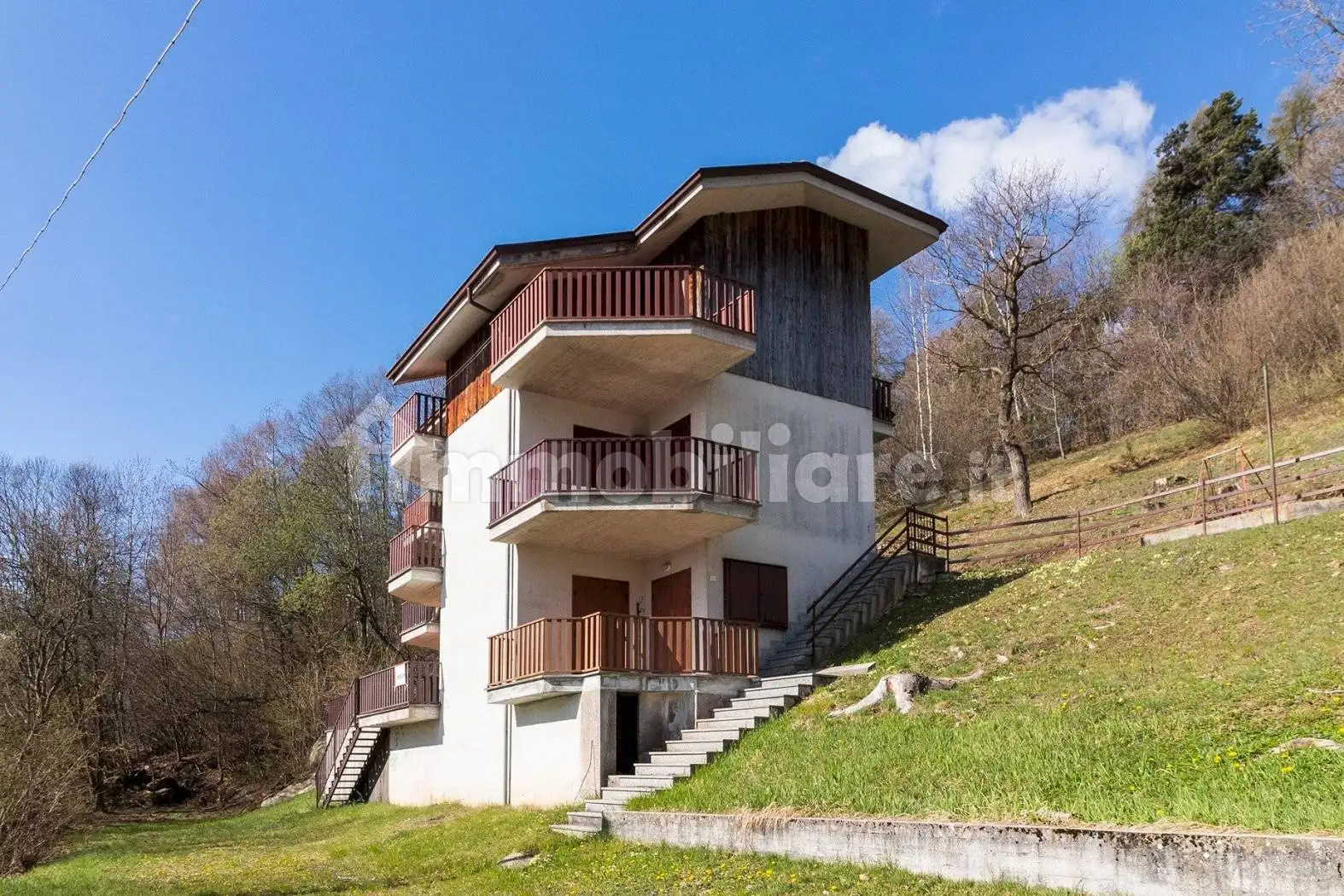 Appartamento in vendita a Roccabruna