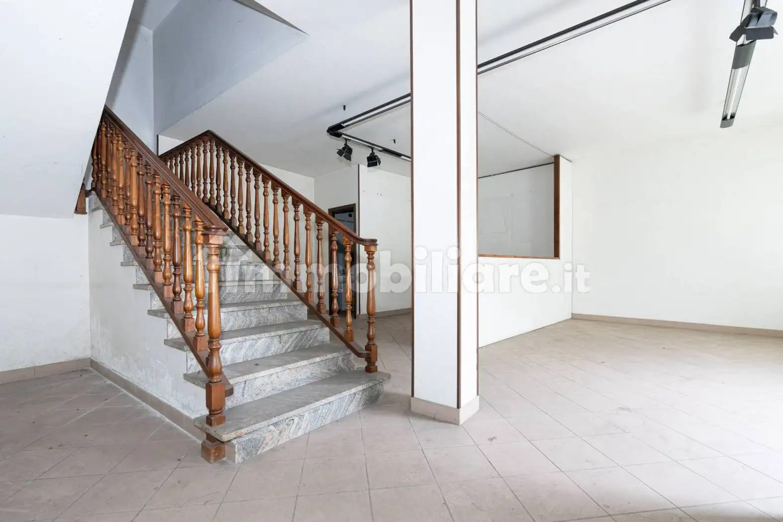 Villa bifamiliare via Roma, 88, Centro, Brossasco - foto 3