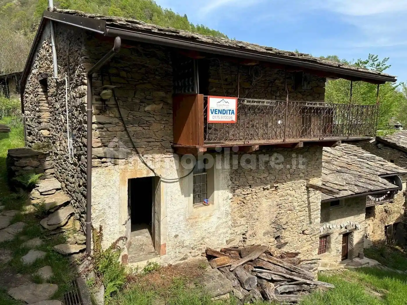 Rustico - Casale in vendita a Frassino