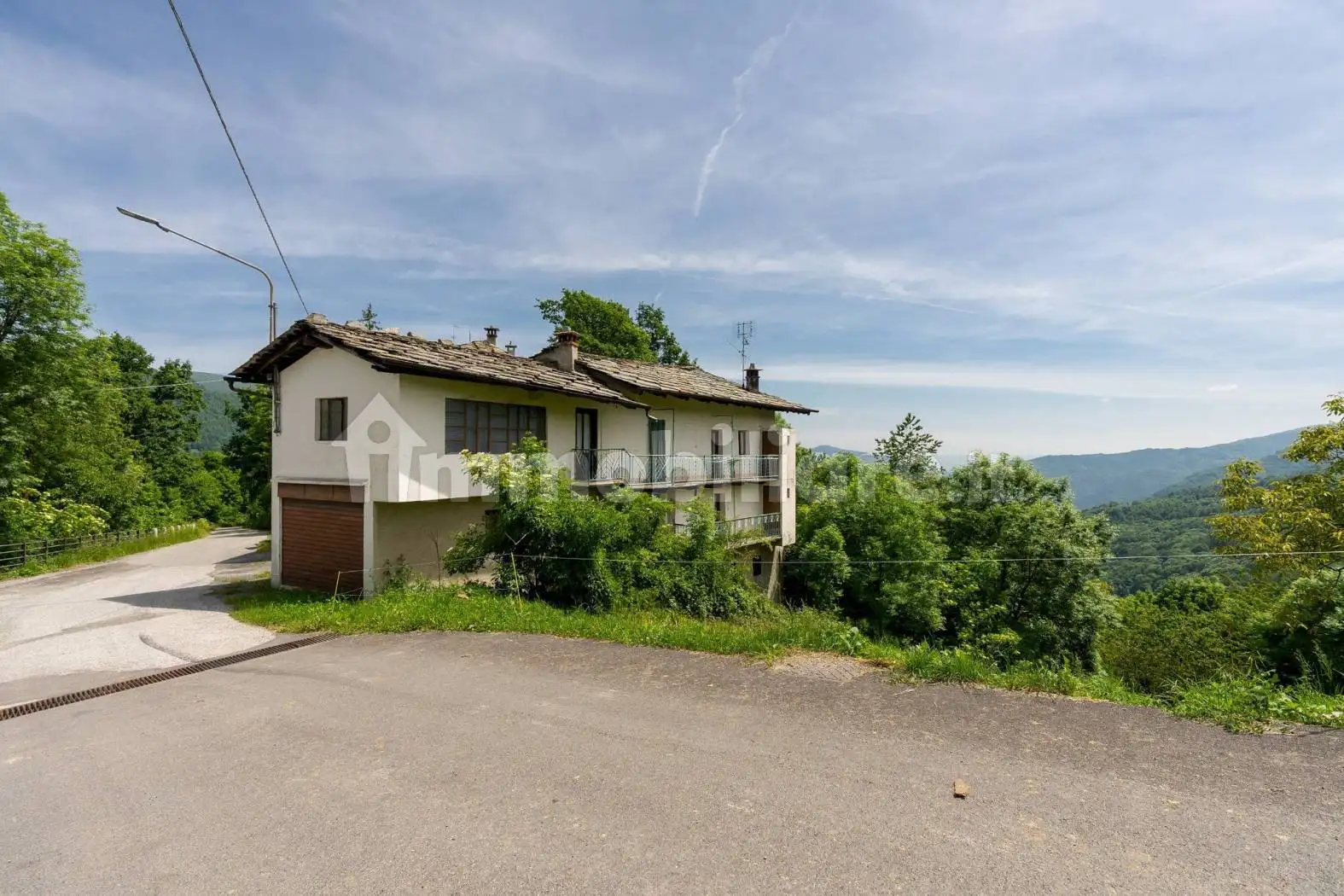 Rustico - Casale in vendita a Frassino