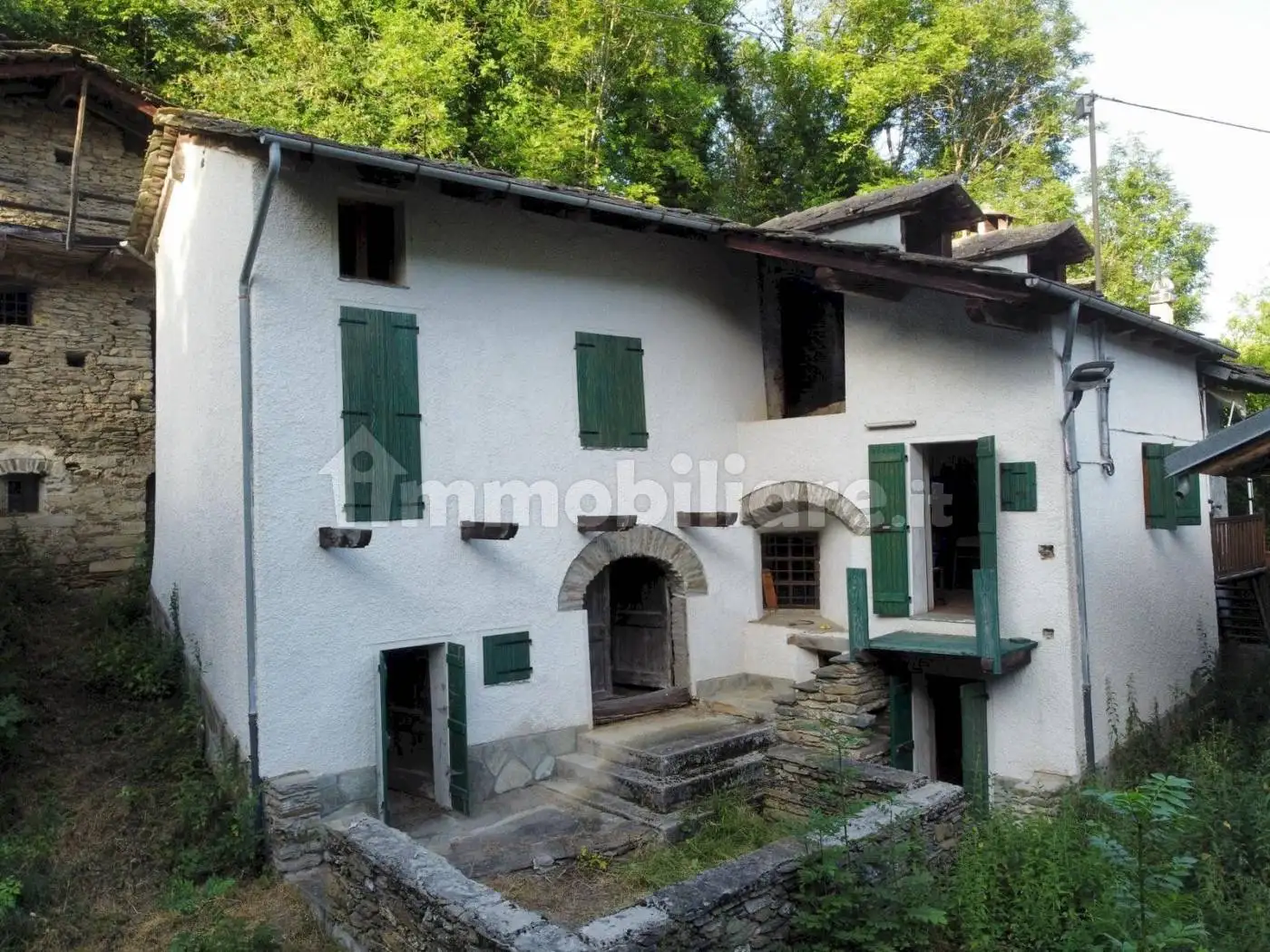 Rustico - Casale in vendita a Frassino