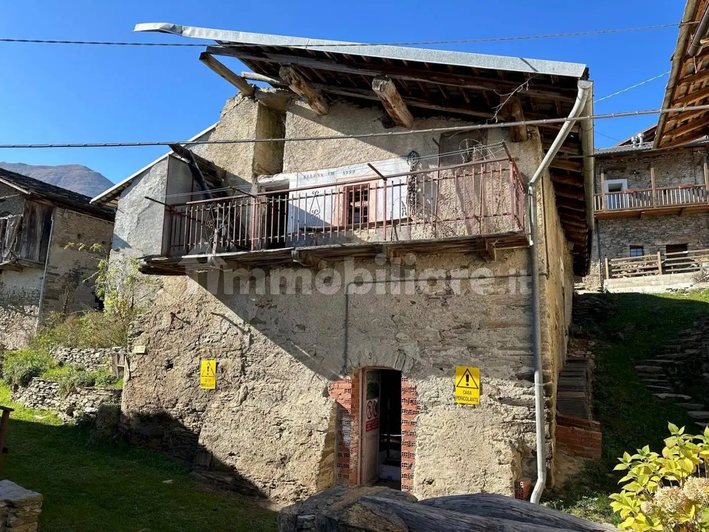 Rustico - Casale in vendita a Frassino