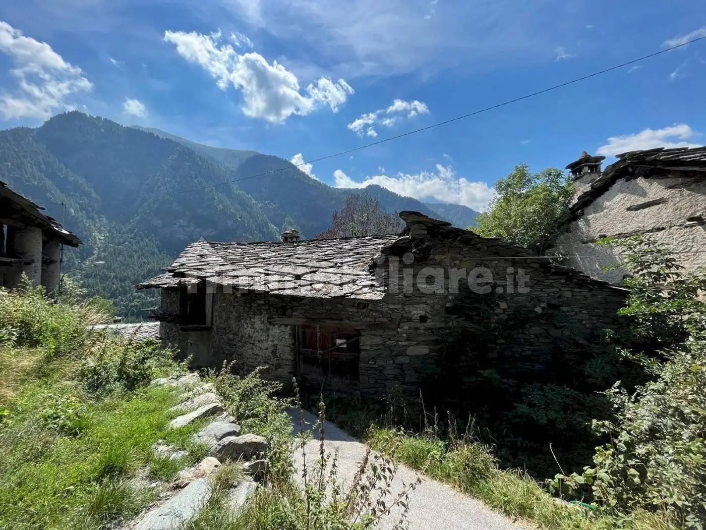 Rustico - Casale in vendita a Casteldelfino