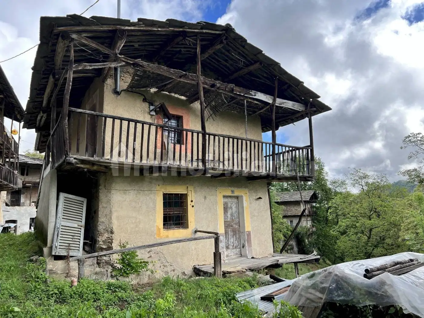 Rustico - Casale in vendita a Isasca