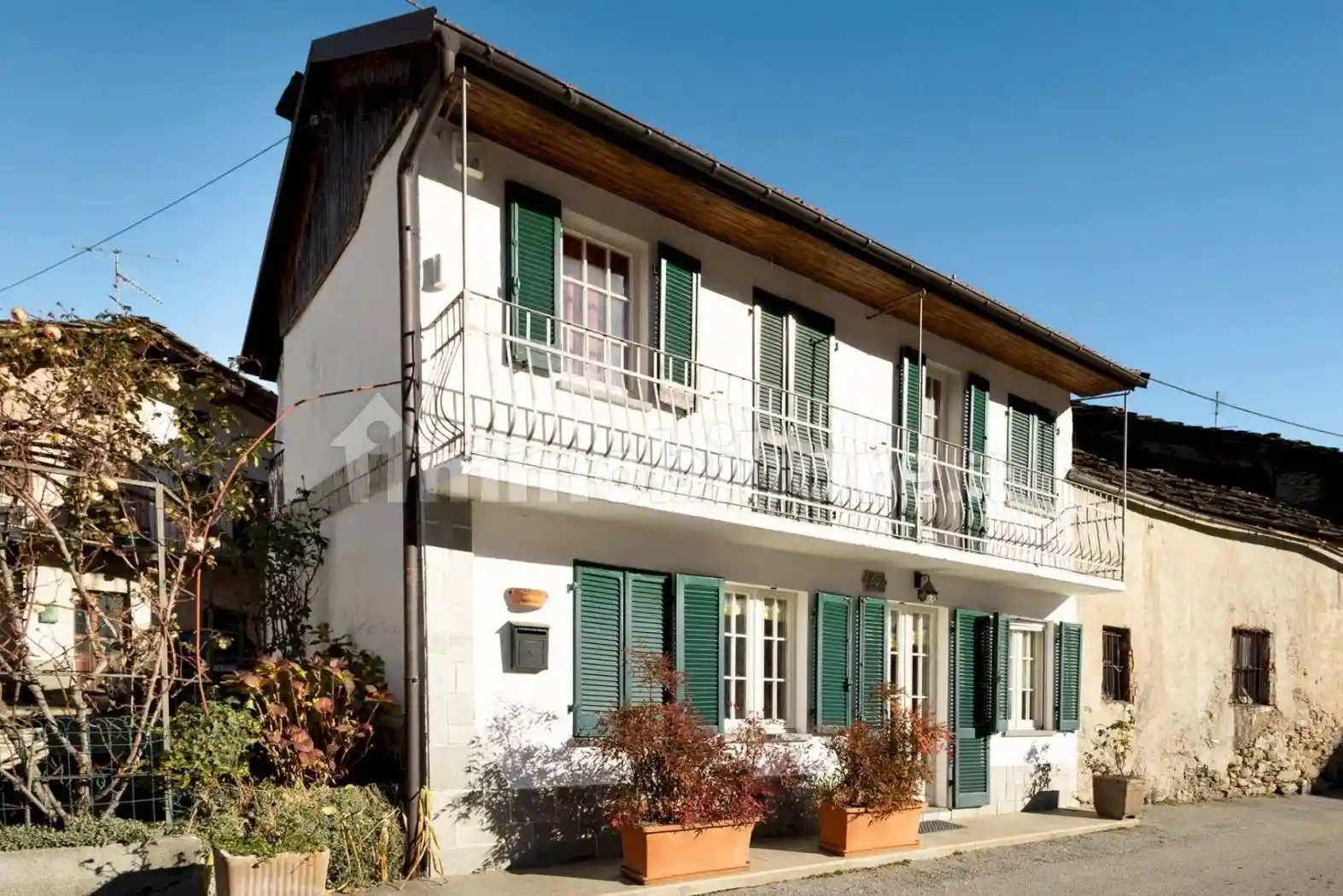 Casa indipendente in vendita a Paesana