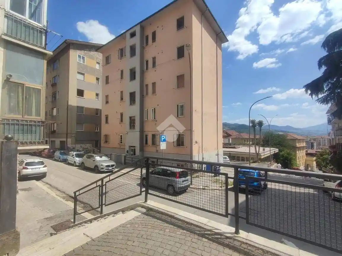 Bilocale via Francesco Petrarca 17, Centro, Potenza - foto 3