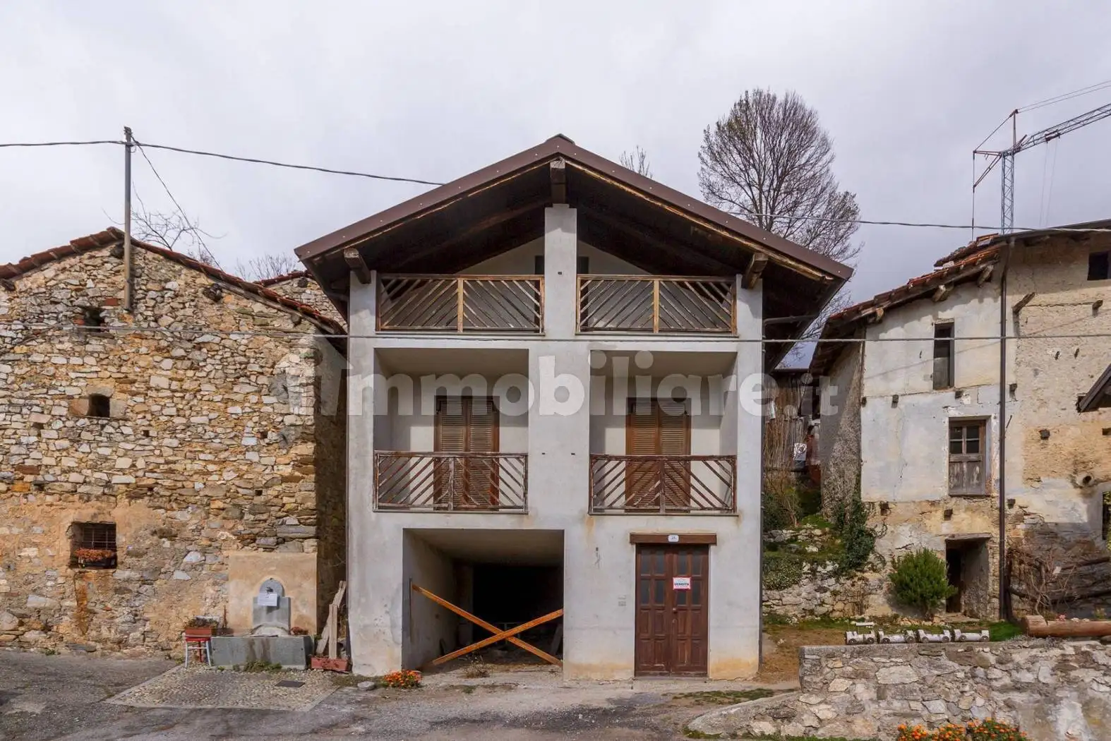 Casa indipendente in vendita a Montemale di Cuneo