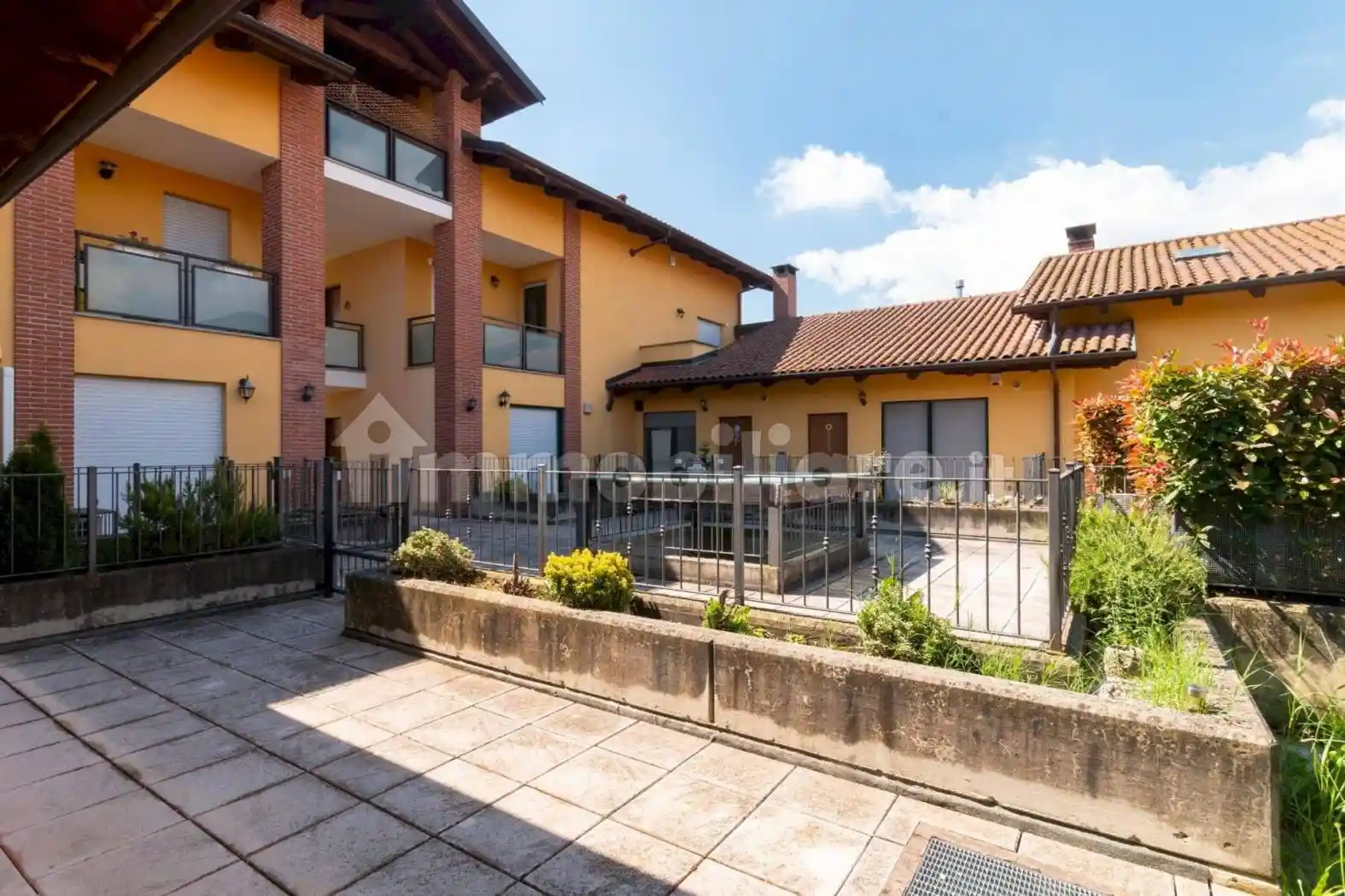 Villa in vendita a Bagnolo Piemonte
