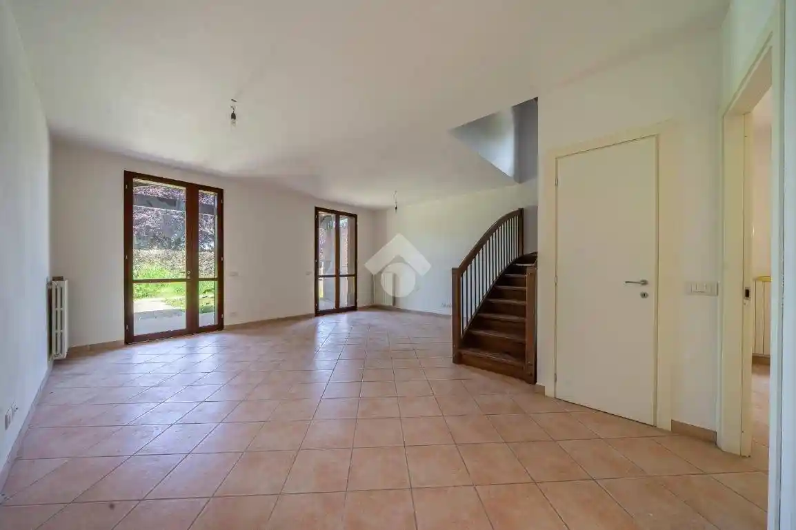 Villa bifamiliare via Matilde Serao 3, Marmirolo - Bagno, Reggio Emilia - foto 3