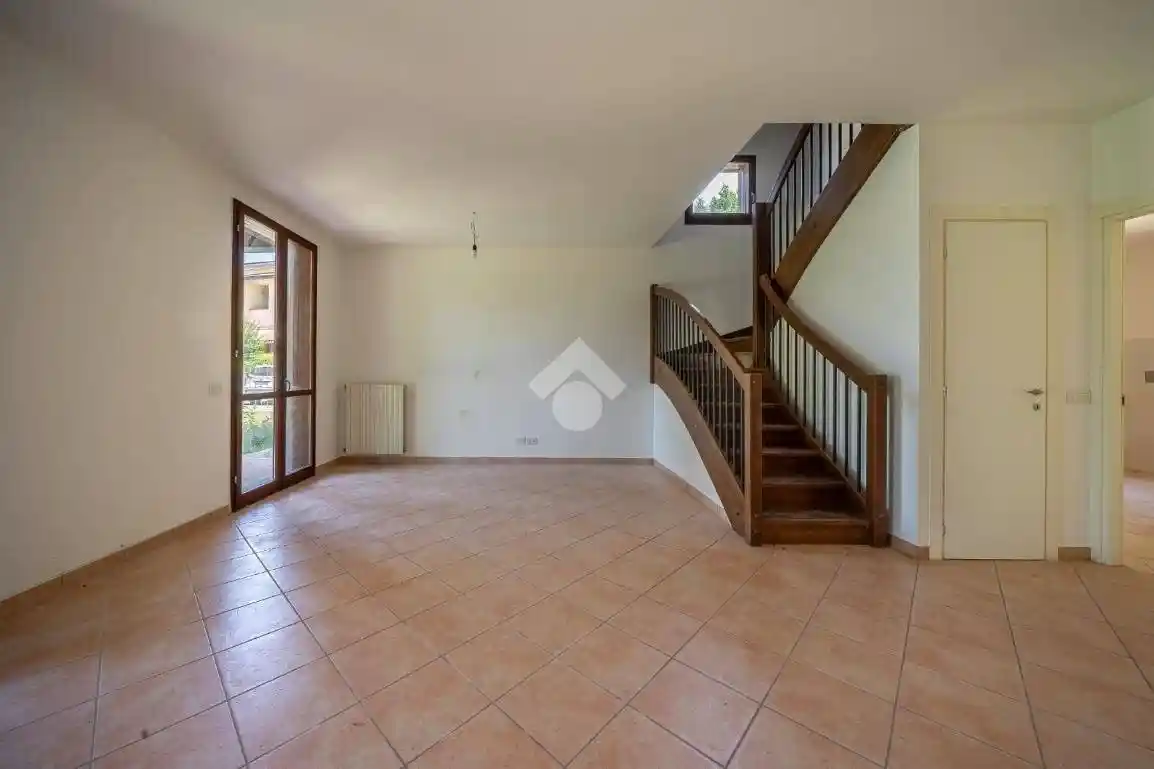 Villa bifamiliare via Matilde Serao 3, Marmirolo - Bagno, Reggio Emilia - foto 4