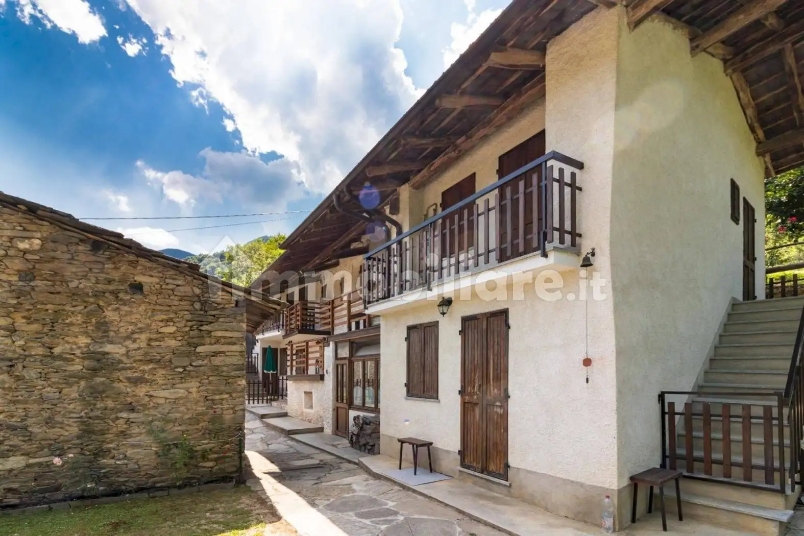 Casa indipendente in vendita a Sanfront