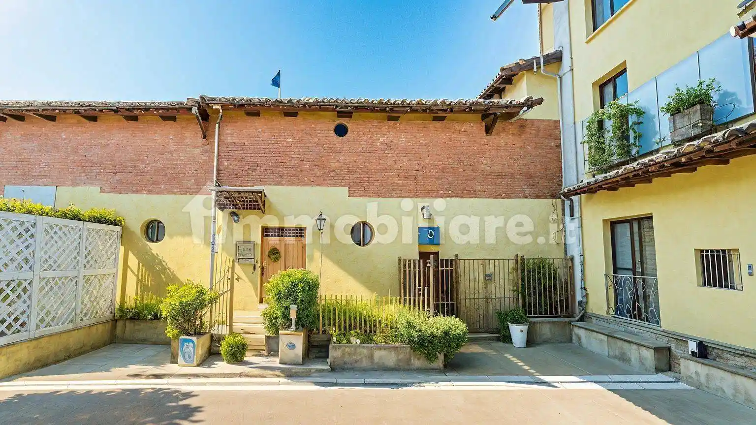 Casa indipendente in vendita a Dronero