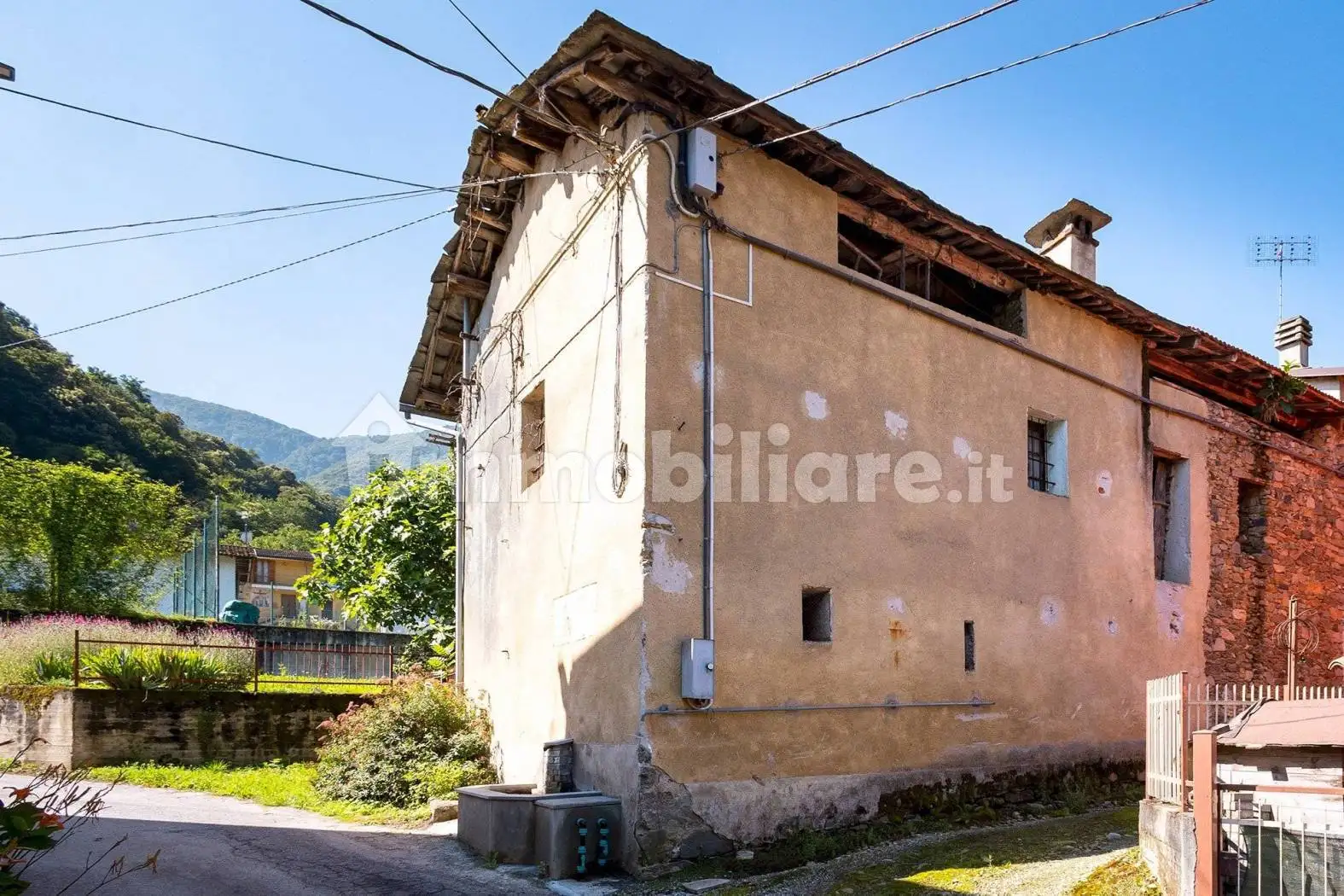 Appartamento in villa via Pasca, SNC, Brondello - foto 2