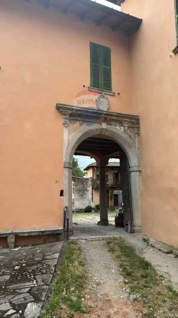 Rustico - Casale in vendita a Gavirate