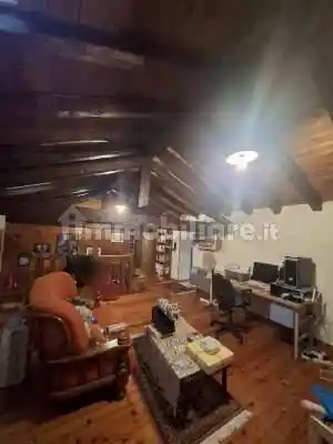 Terratetto plurifamiliare 245 m², buono stato, Centro, Farra di Soligo - foto 4