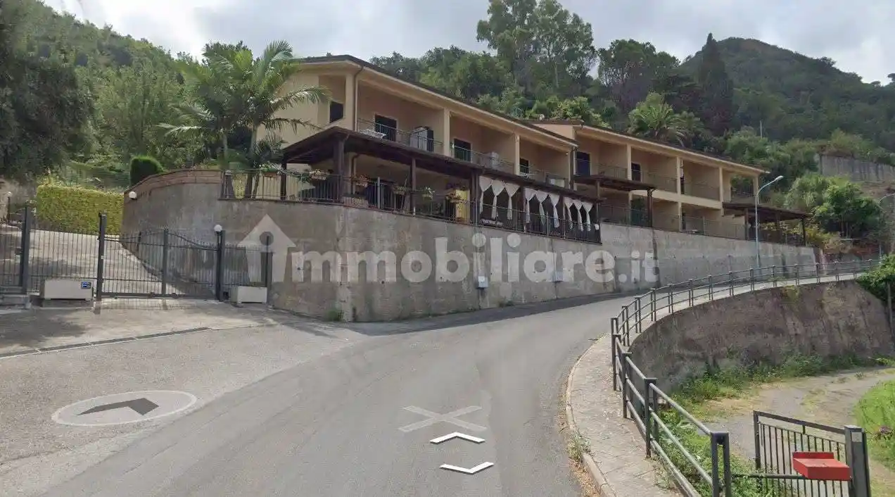 Villa in vendita a Piraino