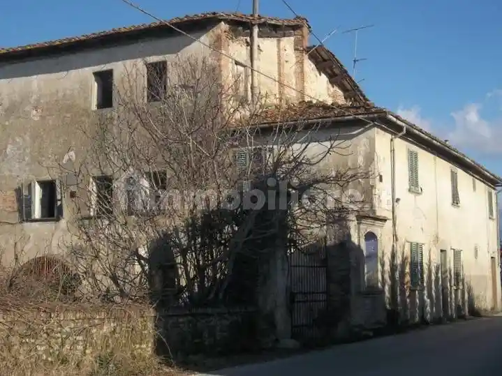 Casa colonica, da ristrutturare, 600 m², Masiano, Pistoia - foto 2