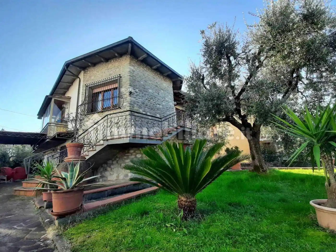 Villa unifamiliare, ottimo stato, 280 m², Fornaci, Pistoia - foto 2