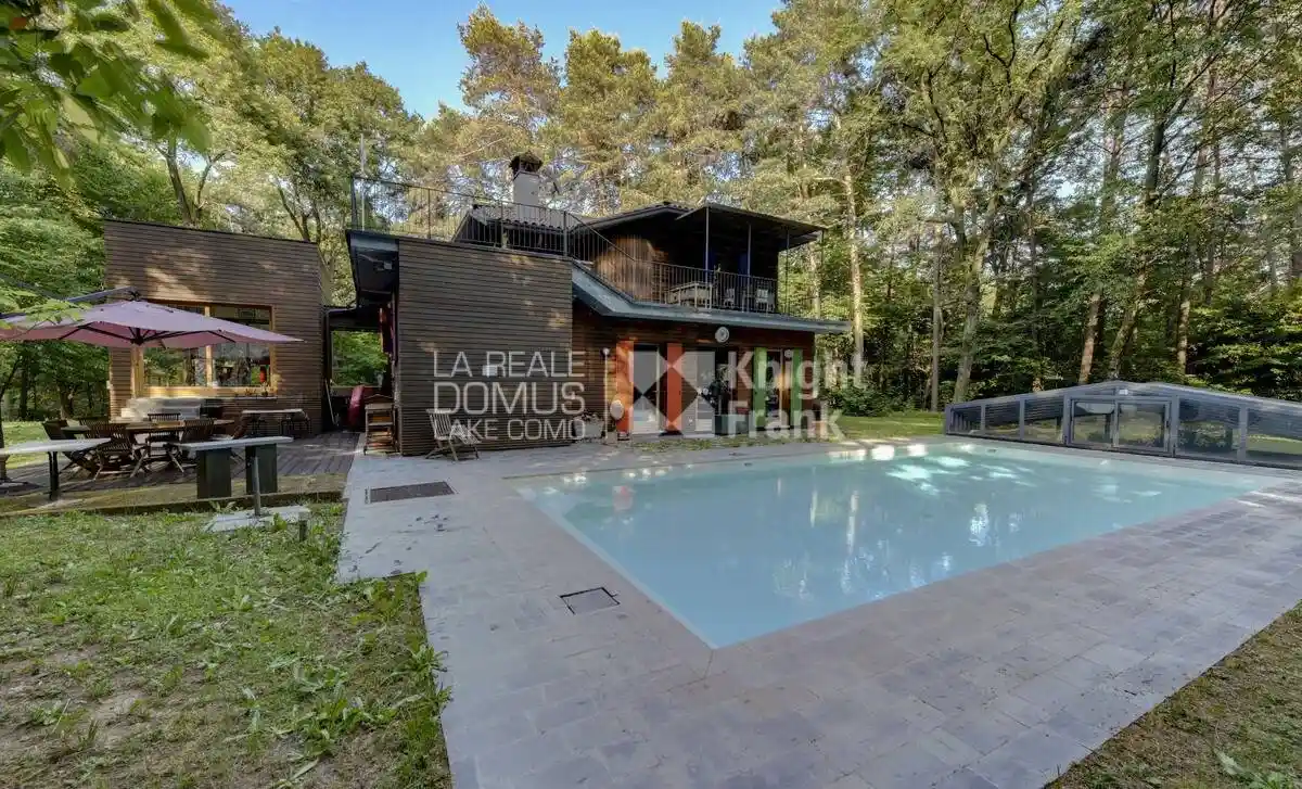 Villa in vendita a Appiano Gentile