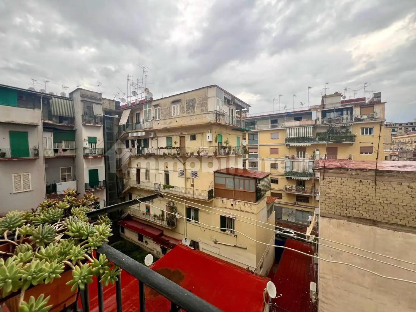 Appartamento in vendita a Napoli