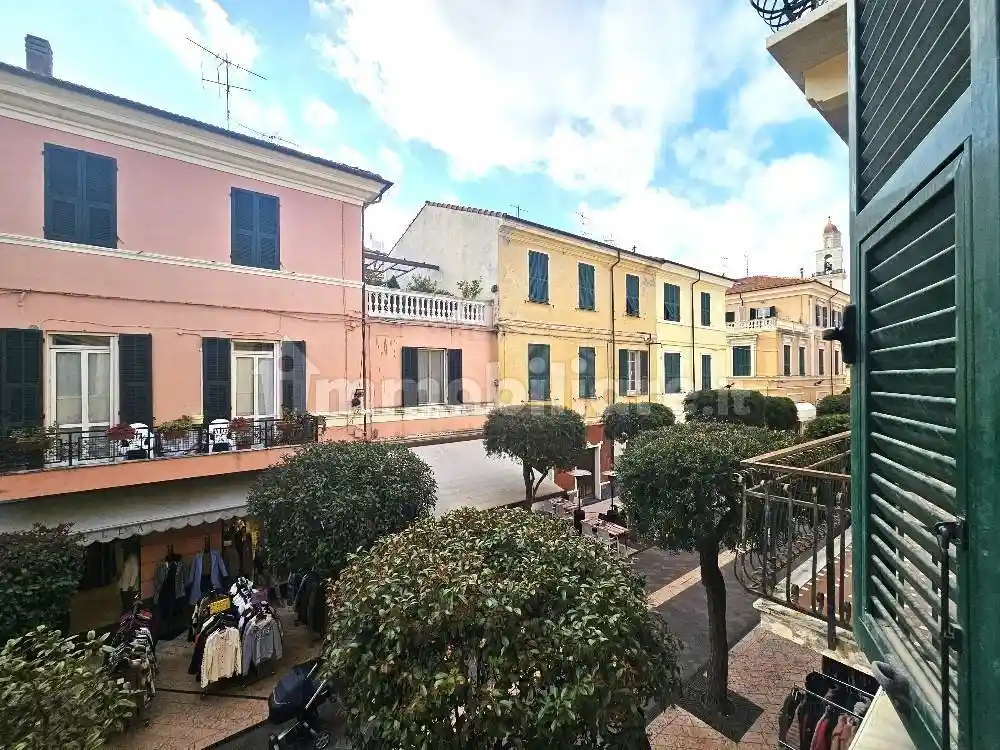 Appartamento in vendita a Diano Marina