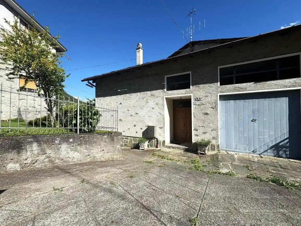 Casa indipendente in vendita a Sondrio