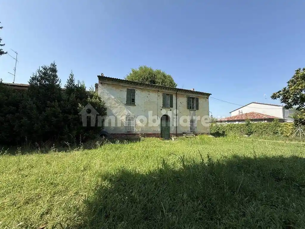 Rustico - Casale in vendita a Ravenna