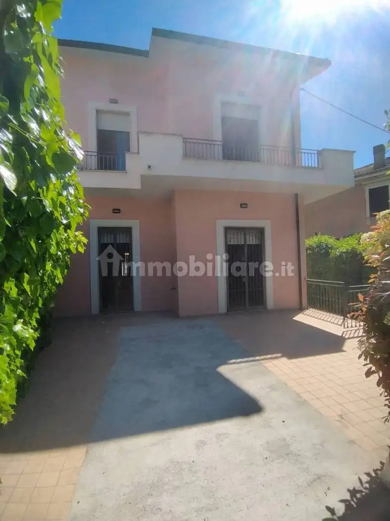 Villa in vendita a Avezzano